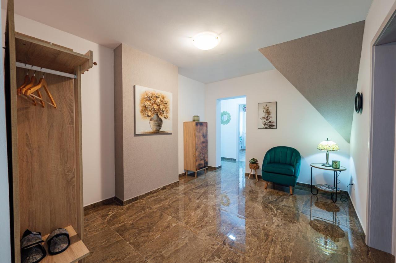 Skarabeus Appartement Odorheiu Secuiesc Buitenkant foto